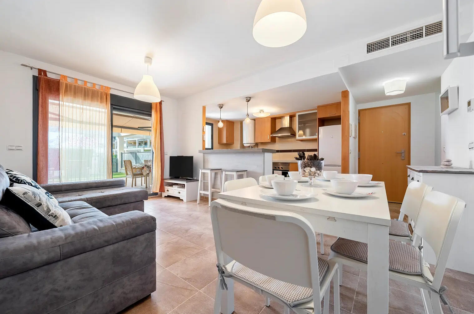 Apartamentos en urbanización Golfmar